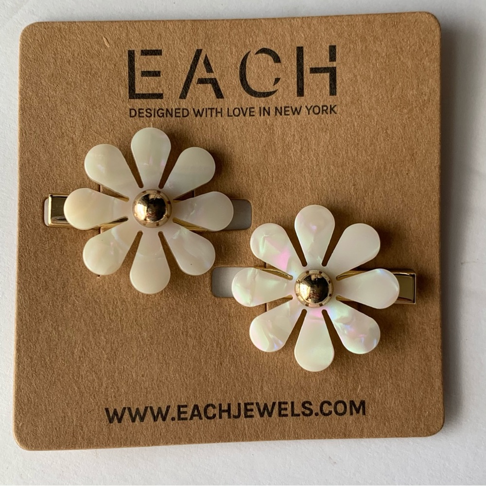 Each Jewels Flowers Barrette Set NWT